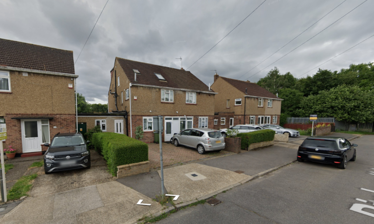 BENEFITS ACCEPTED - Studio Flat Available in Hayes Hillingdon UB3