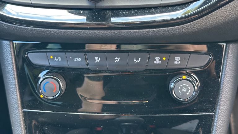 Vauxhall, ASTRA, Hatchback, 2017, Semi-Auto, 1399 (cc), 5 doors