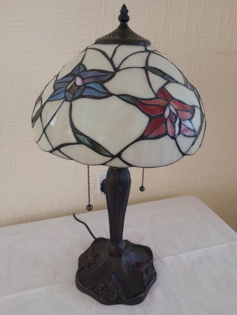 Tiffany table lamp