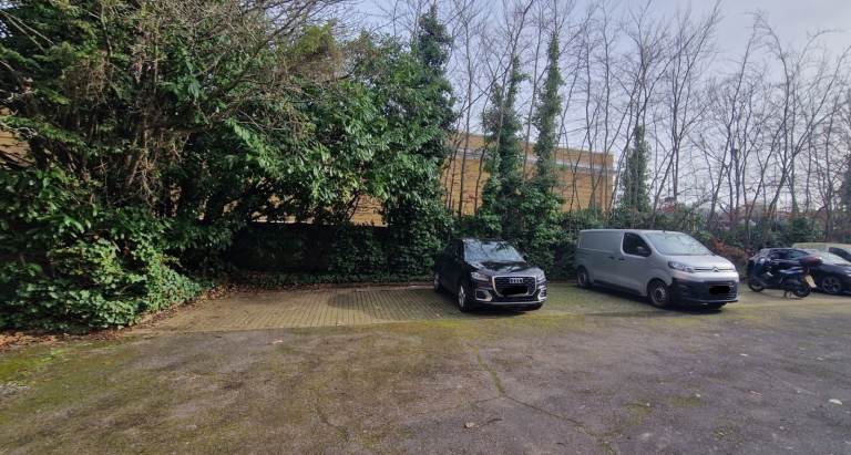 Secure gated parking space in E1. Just outside Congestion zone