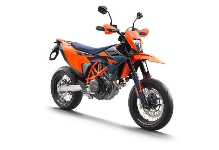 2026 MODEL KTM 690 SMCR