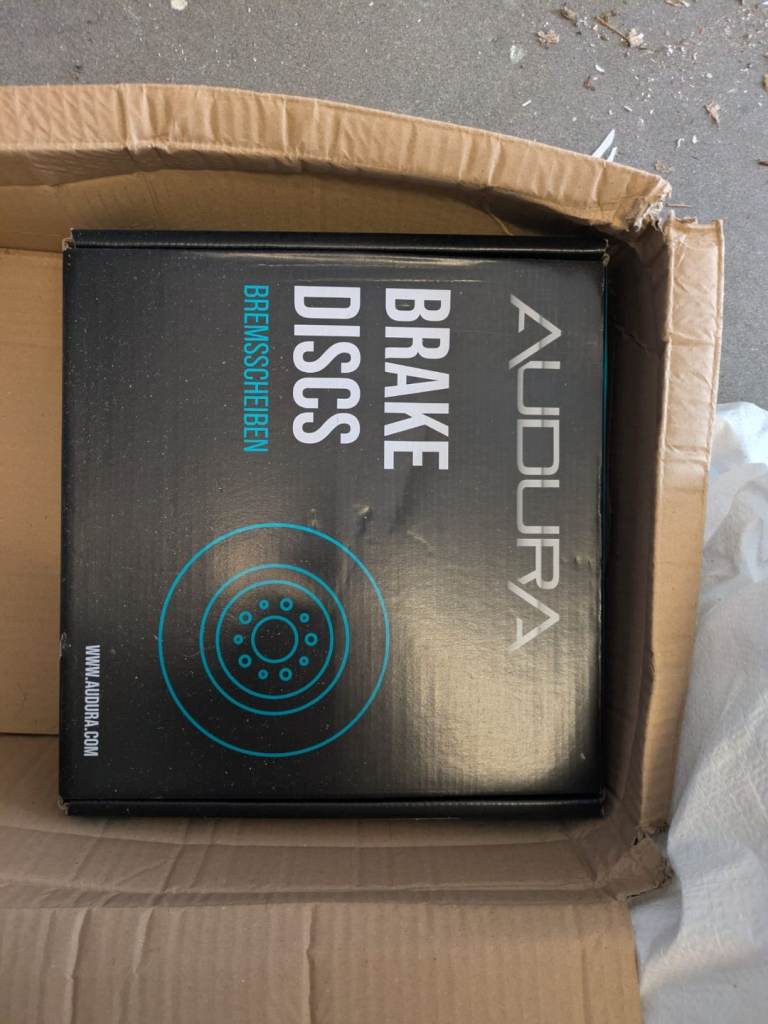 Front brake discs for Audi A4 2.0 TDI 
