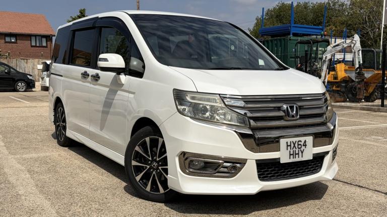 2015/64 Honda Stepwagon Spada 2.0 White 7 Seat Power Sliding Door ULEZ