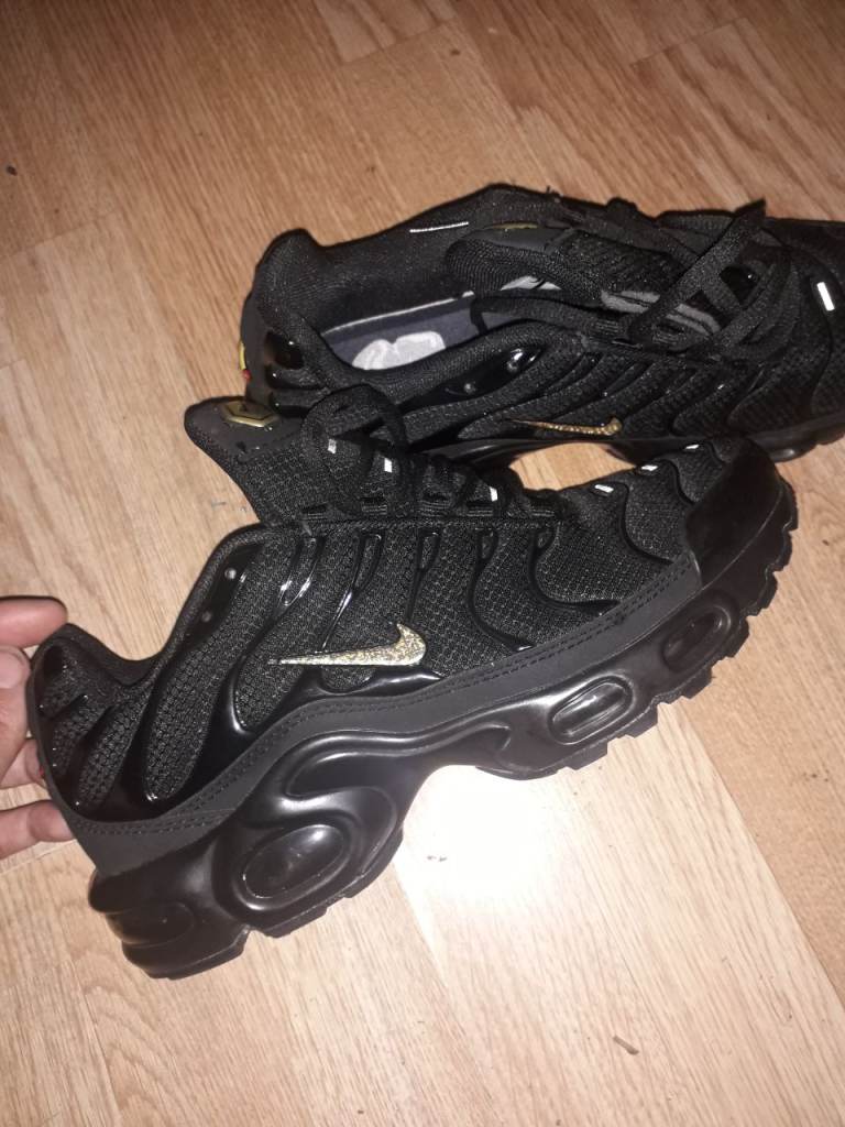 Nike Air Max Plus TN Trainers – Black, Brand New