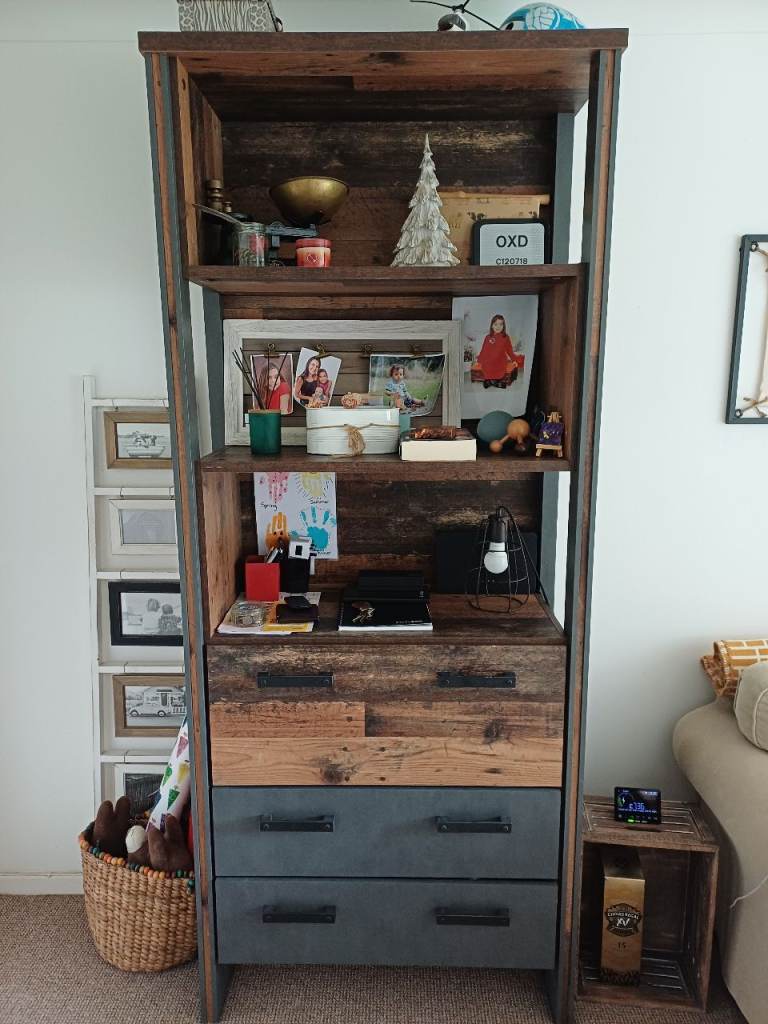 Shelving Unit with Drawers – Rustic Style