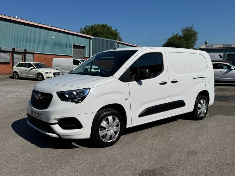 2020 Vauxhall Combo 1.5 Turbo D 2300 Sportive Panel Van 4dr Diesel Manual L2 H1 Euro 6 (s/s) (1 P...