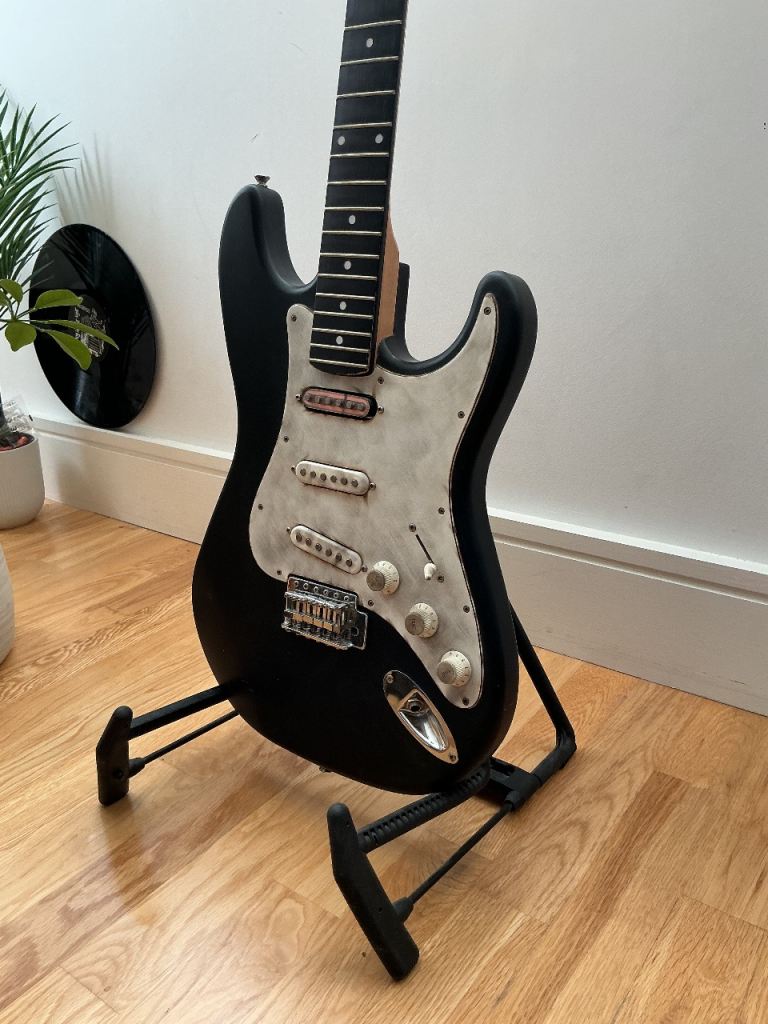 Custom Relic Electric Guitar – Project/Repair