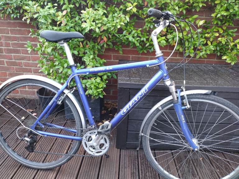 Massive hybrid bike - very large frame
