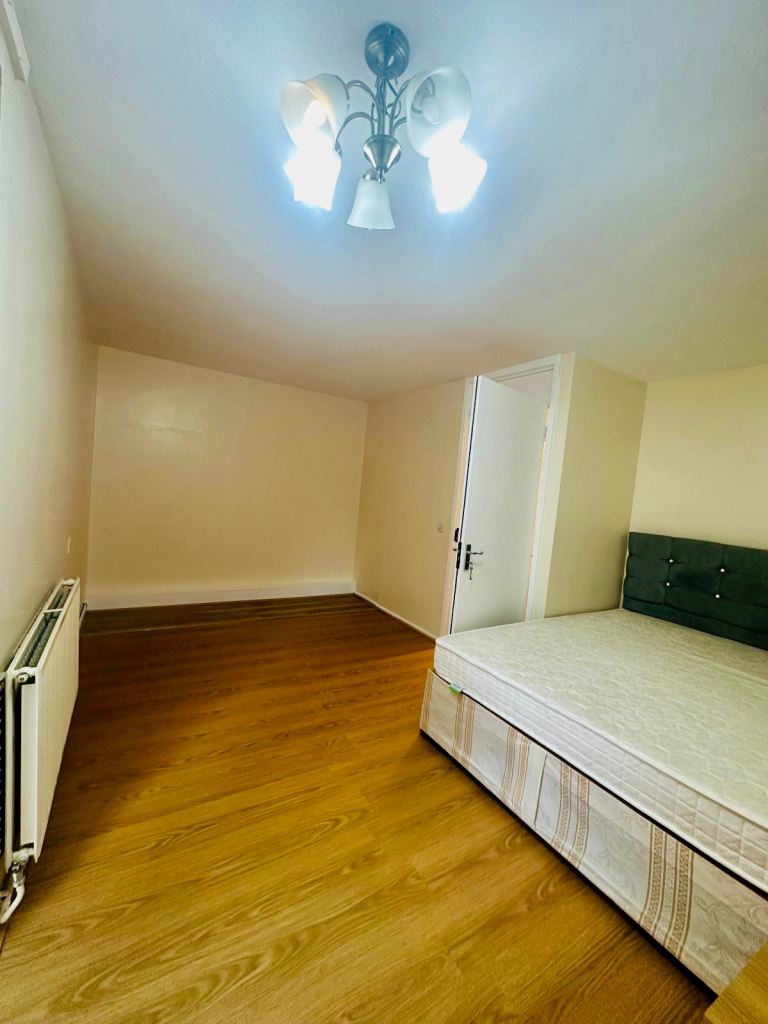 Rent 1 Bed Flat - London N22 6XT 