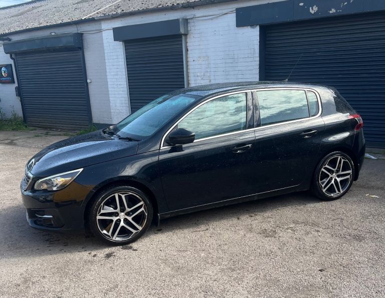 Peugeot, 308, Hatchback, 2017, Manual, 1199 (cc), 5 doors