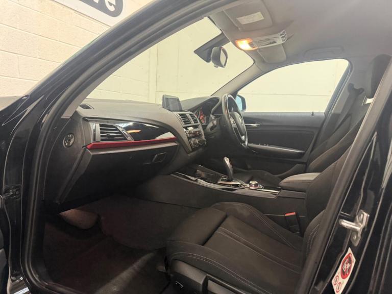 2015 BMW 1 Series 118i Sport 5dr Step Auto HATCHBACK PETROL Automatic