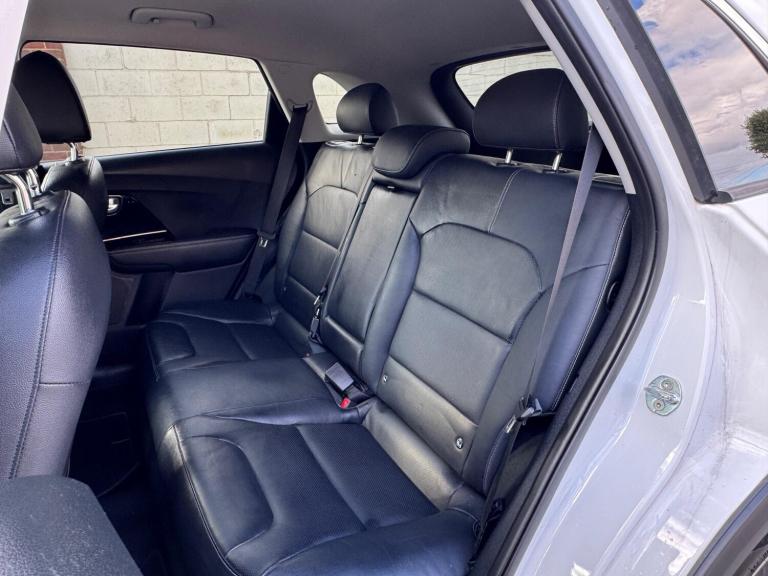 2017 Kia Niro 1.6h GDi 3 DCT Euro 6 (s/s) 5dr ESTATE Petrol/Electric Hybrid Automatic