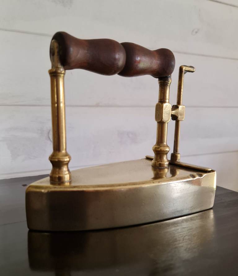 A Pair Rare Antique Victorian Solid Brass Flat Irons