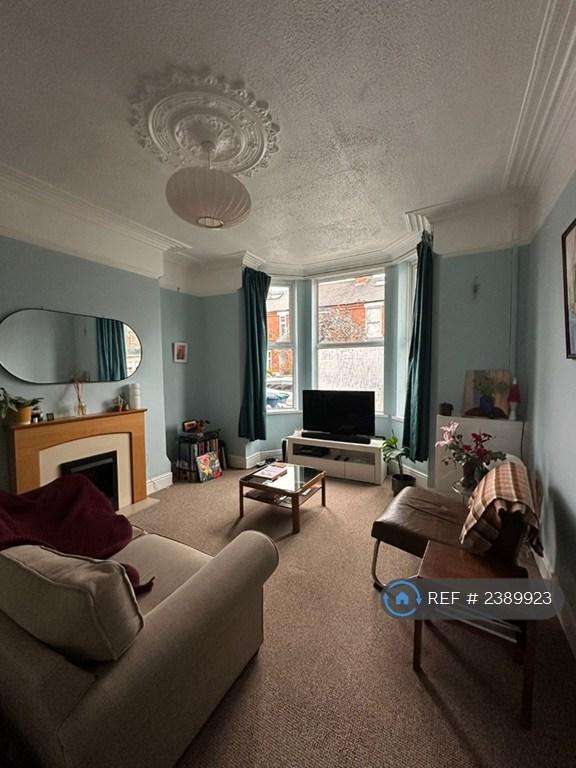 1 bedroom flat in Byron Rd, Nottingham, NG2 (1 bed) (#2389923)