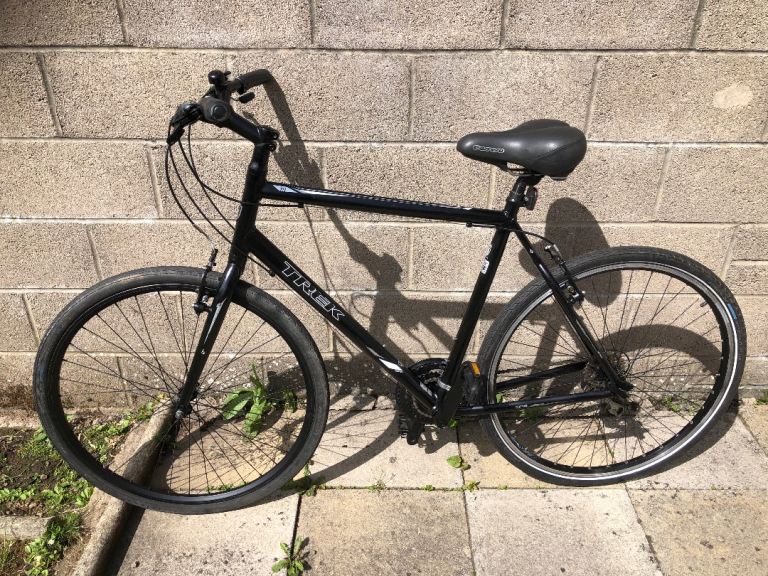   Hybrid bike Trek 