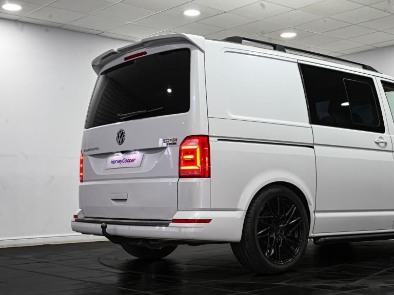 2018 Volkswagen Transporter 2.0 BiTDI BMT 204 Highline Kombi Van 4MOTION DSG WINDOW VAN DIESEL Au...