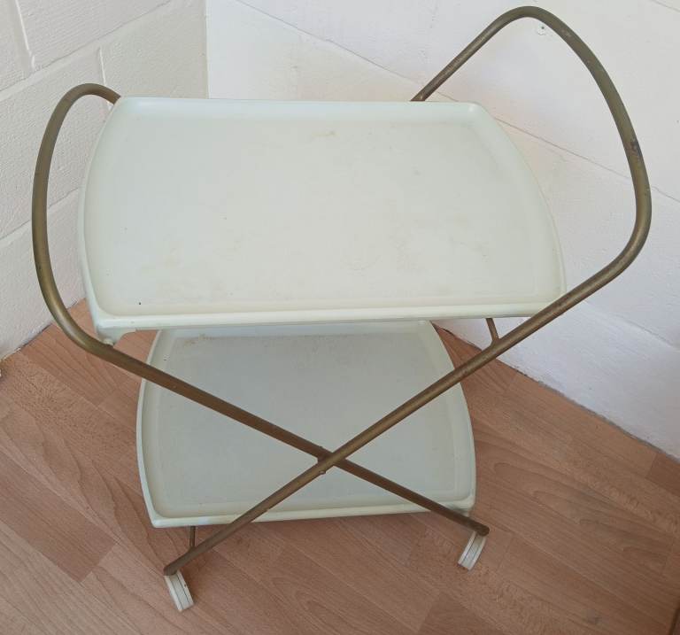Folding hostess trolley 