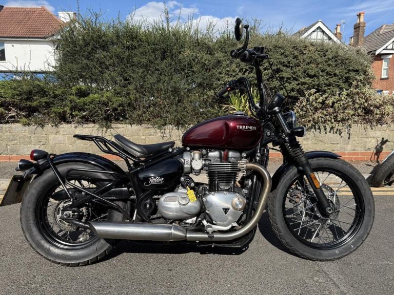 TRIUMPH BOBBER 2017