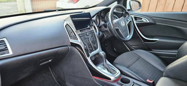 Vauxhall, ASTRA GTC, Hatchback, 2012, Other, 1956 (cc), 3 doors