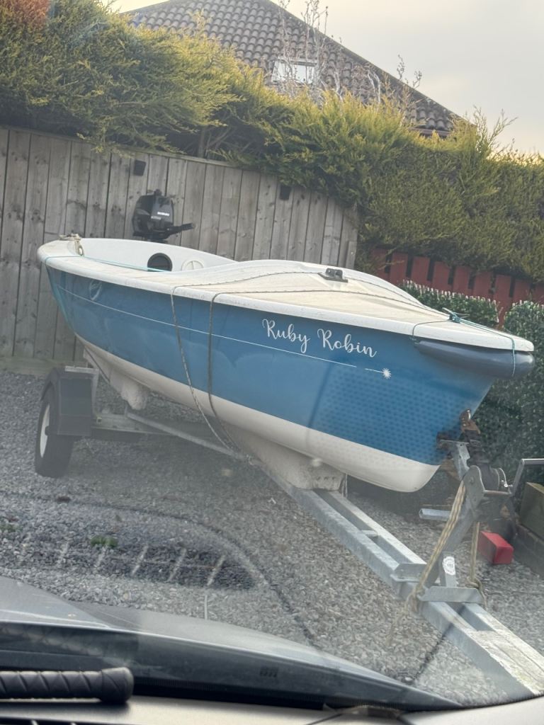 Laser 16 Boat Suzuki Outboard 