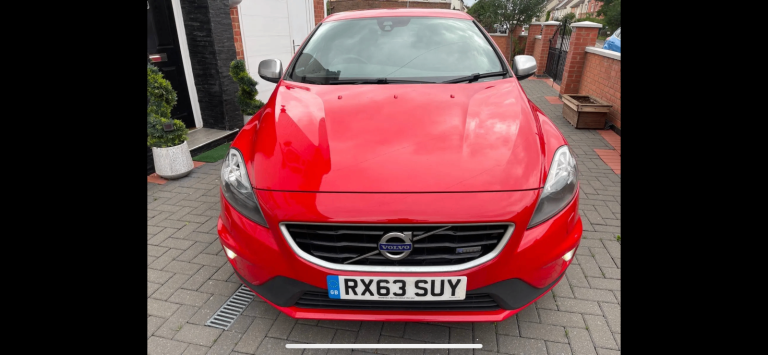 Volvo, V40, Hatchback, 2013, Manual, 1560 (cc), 5 doors