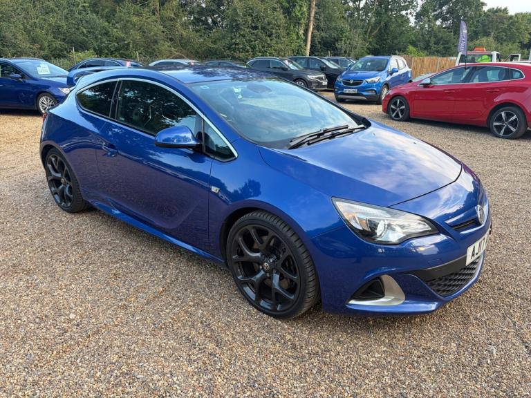 Vauxhall Astra GTC 2.0T VXR Euro 6 (s/s) 3dr Petrol Manual