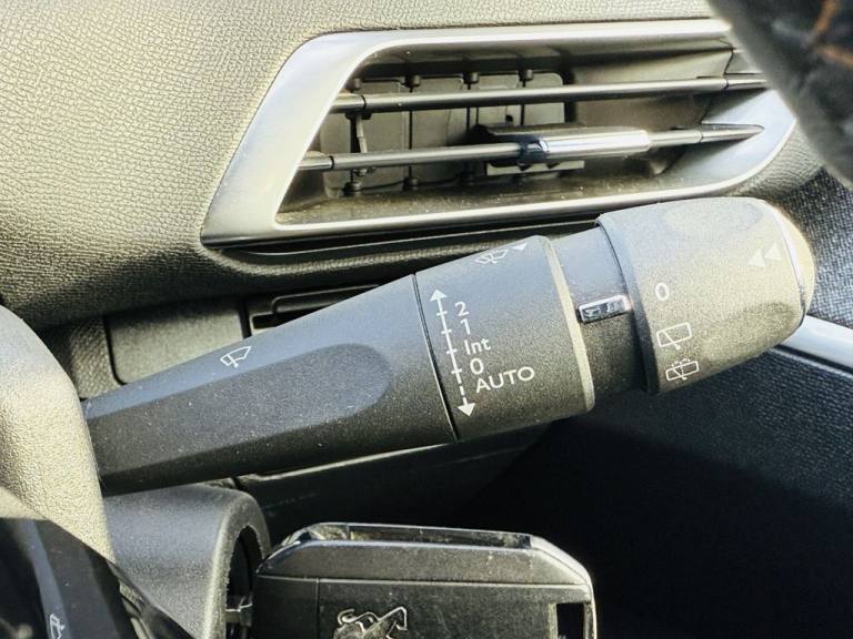 2019 Peugeot 3008 1.5 BlueHDi GT Line SUV 5dr Diesel Manual Euro 6 (s/s) (130 ps) HATCHBACK Diese...