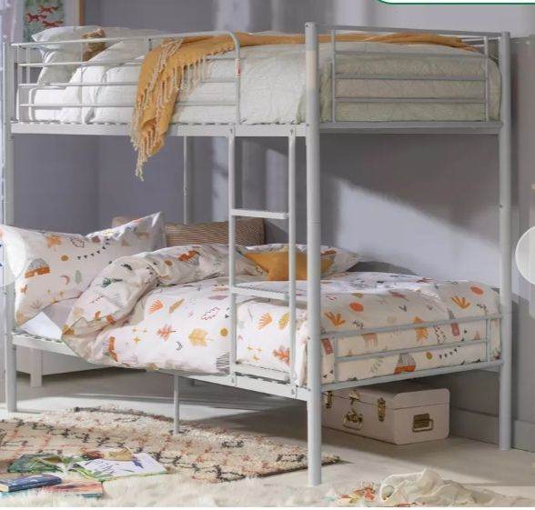 Bunk Beds, with mattresses 