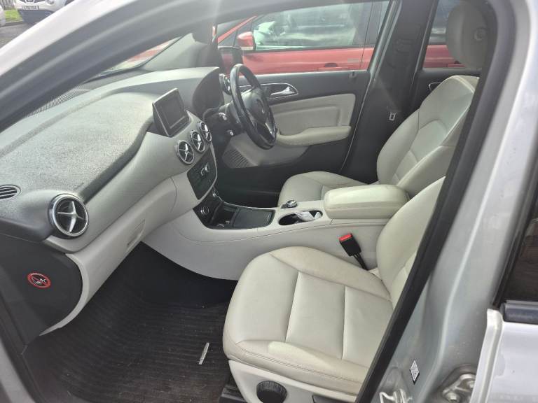 Mercedes-Benz, B CLASS, MPV, 2013, Semi-Auto, 1796 (cc), 5 doors