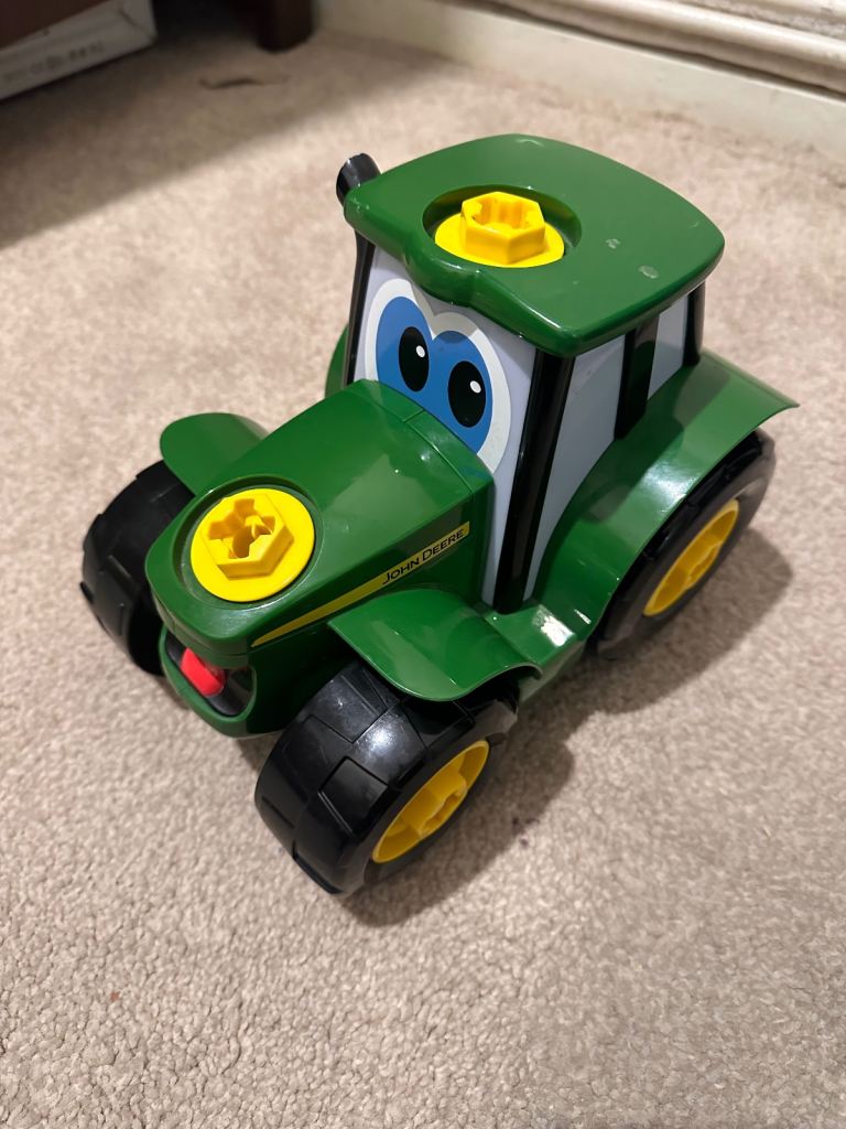 John Deere Build A Johnny Tractor - STEM