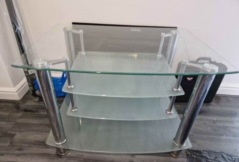 Glass TV Stand with Chrome Legs – fantastic Condition