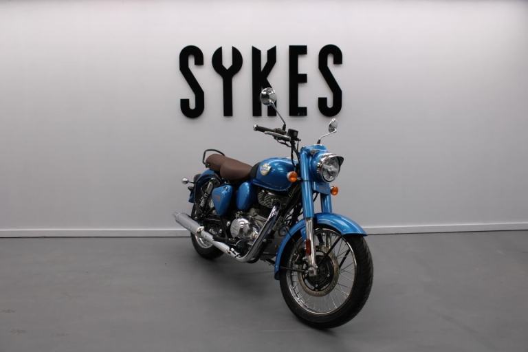 Brand New Collour - Classic 350 in Jodhpur Blue **In stock & Available**