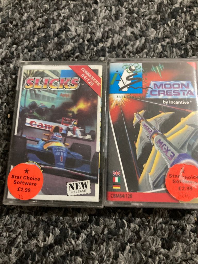 Commodore 64/128 Games: Slicks & Moon Cresta