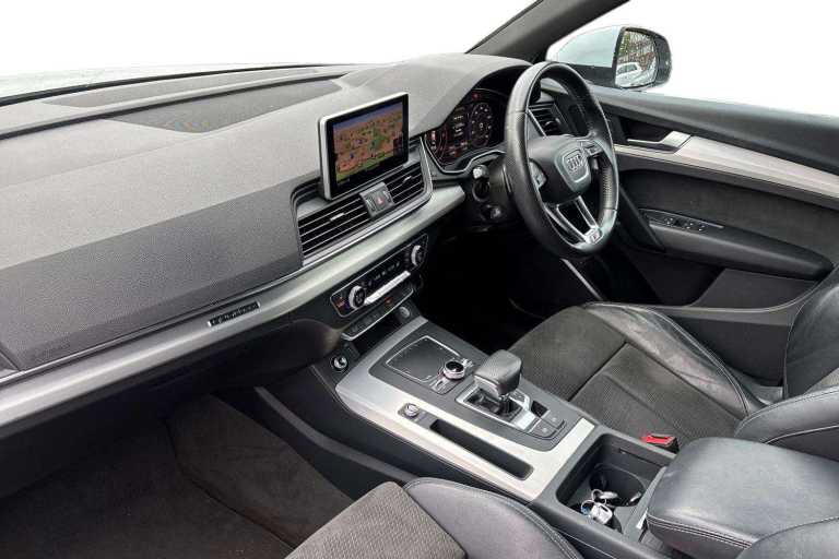  Audi Q5 40 TDI Quattro S Line 5dr S Tronic SUV Diesel Automatic