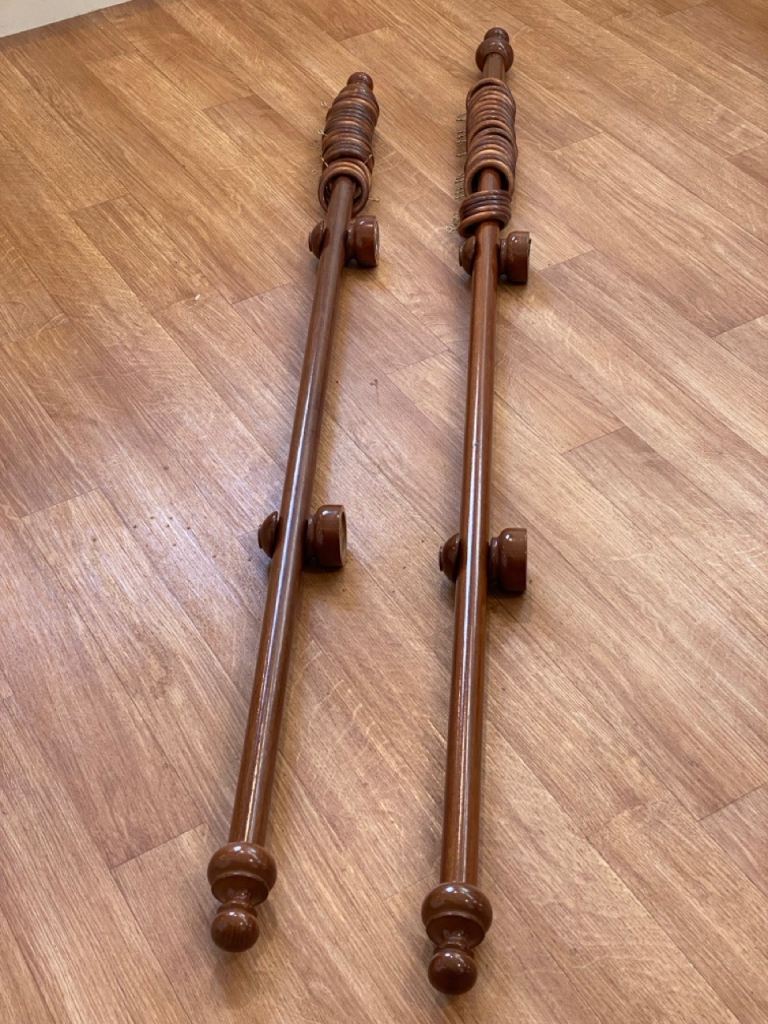 Wood curtain rods