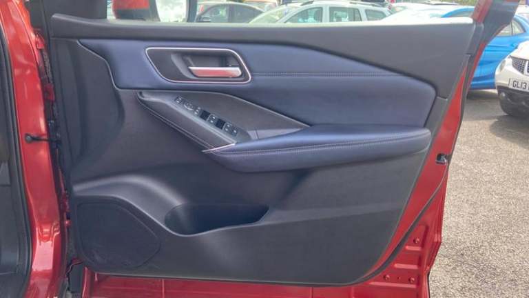 2022 Nissan Qashqai 1.3 DiG-T MH Tekna 5dr HATCHBACK PETROL Manual