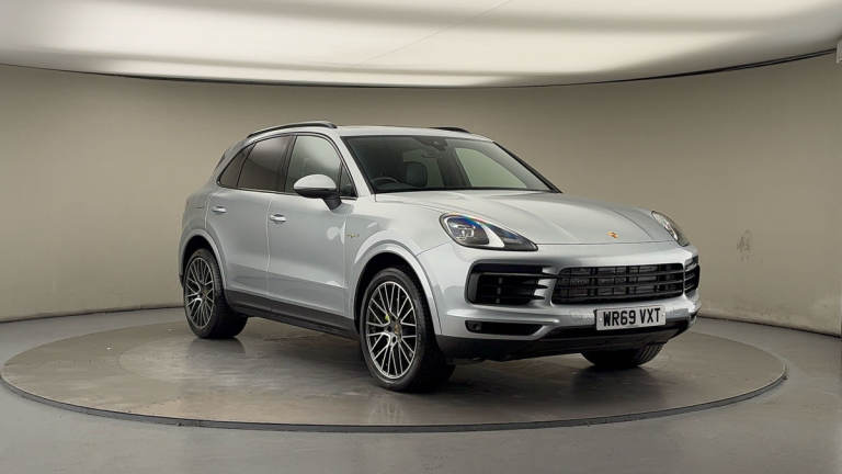 2019 Porsche Cayenne 3.0 V6 E-Hybrid 14.1kWh SUV 5dr Petrol Plug-in Hybrid TiptronicS 4WD Euro 6 ...