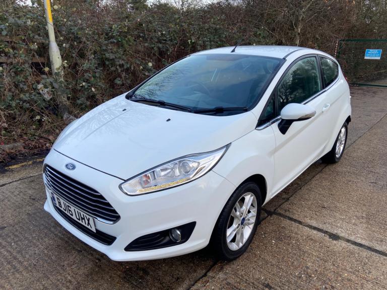 2016 Ford Fiesta 1.0 EcoBoost Zetec 3dr White 50k Miles Years MOT Warranty £20 Road Tax HATCHBACK...