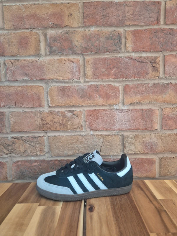 Adidas samba women's uk4 brand new in box