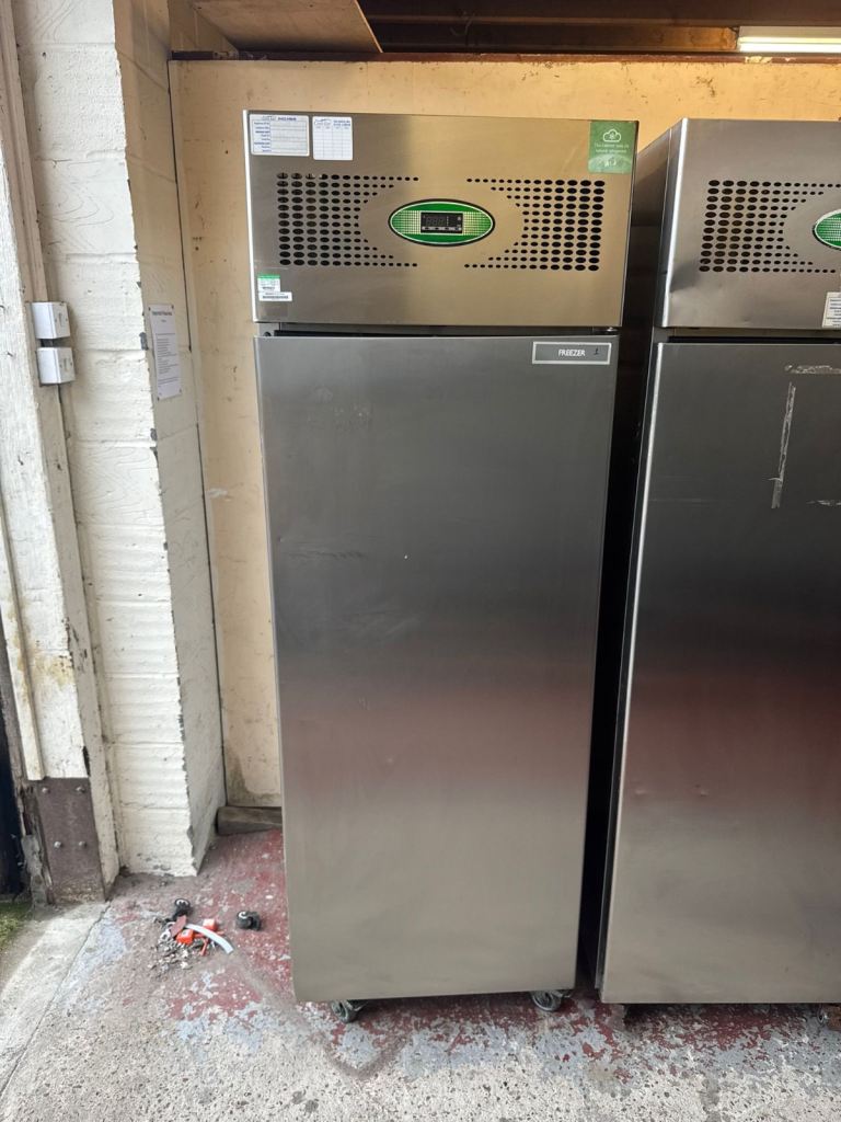 Commercial single door freezer foster cafe shop restaurant takeaway 