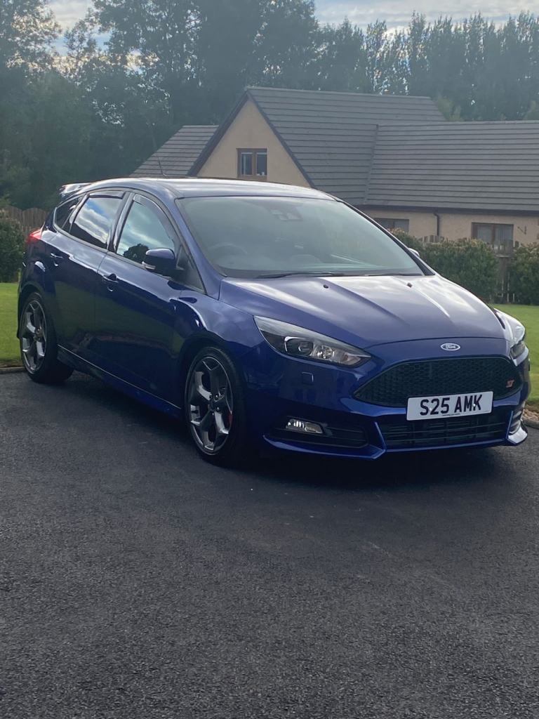 Ford, FOCUS, Hatchback, 2016, Semi-Auto, 1997 (cc), 5 doors