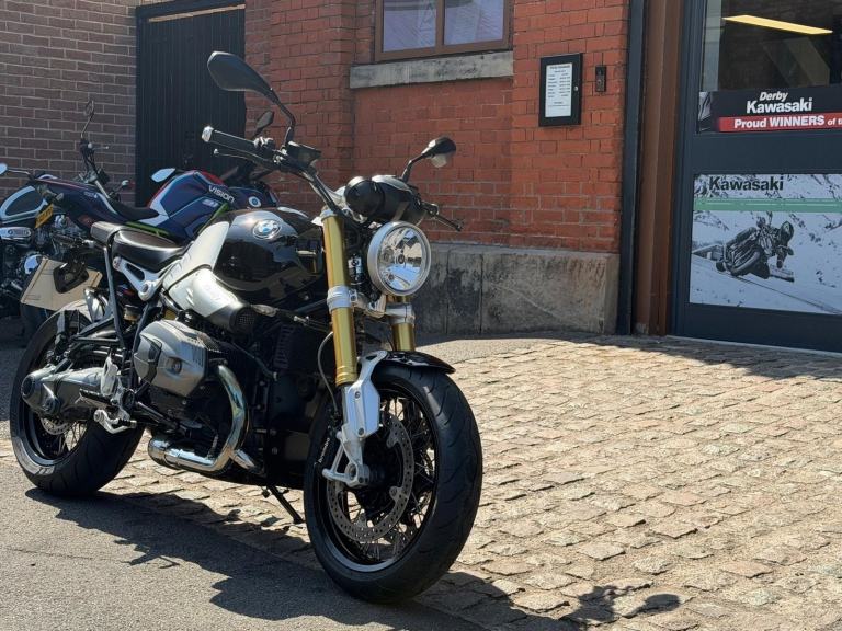2016 BMW R NINET naked motorcycle in Black 