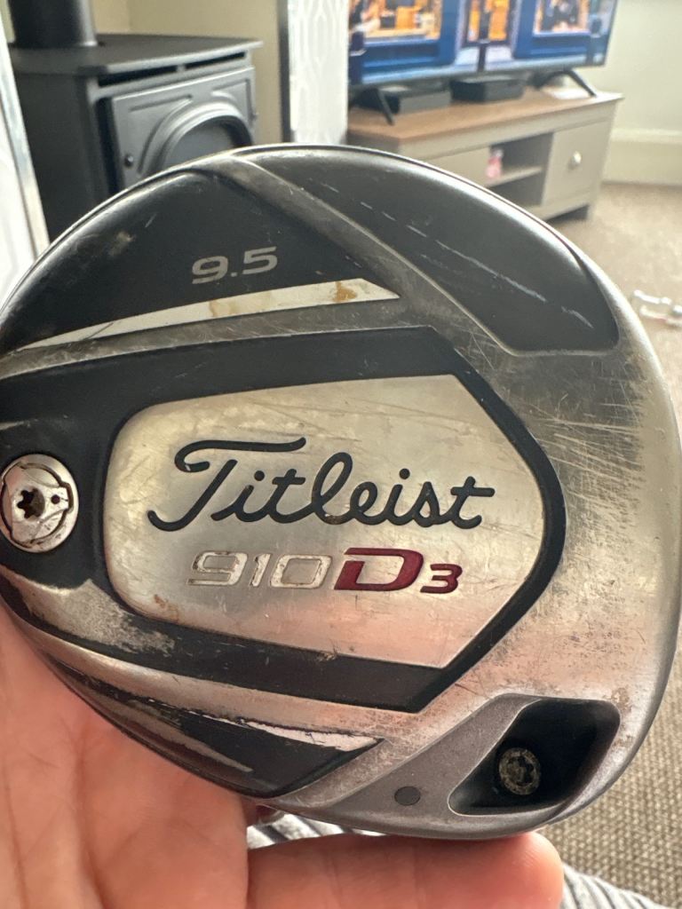 TITLEIST 910 D3 9.5 DRIVER HEAD 