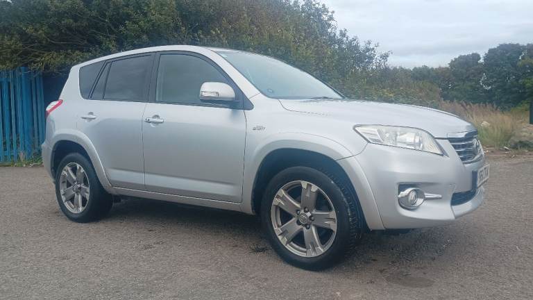 Toyota RAV4 SR 2.2 D-CAT Automatic 4WD – Top Specification 2011 – 95,200 Miles