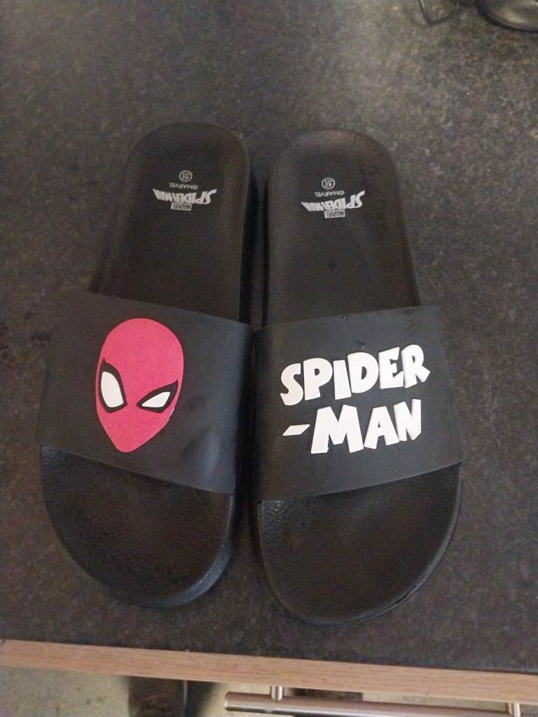 Marvel Spiderman Slides (Size 8) New