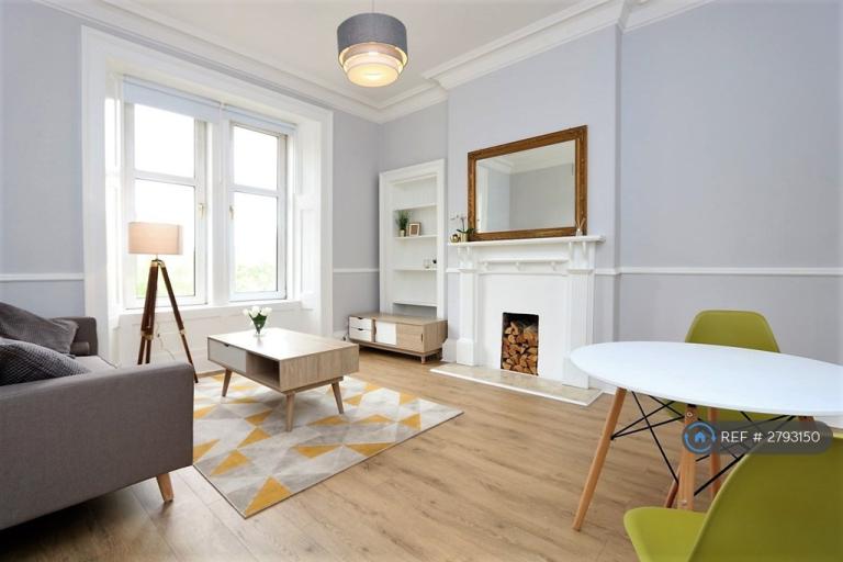 2 bedroom flat in West Graham Street, Glasgow, G4 (2 bed) (#2793150)