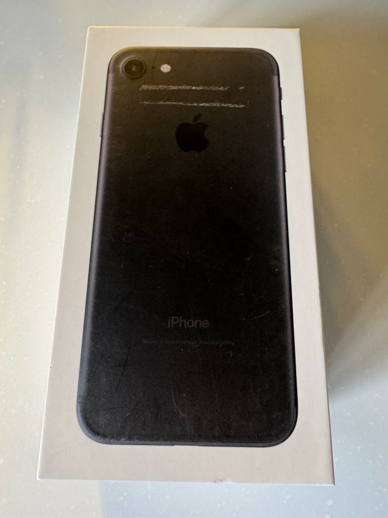 Apple iPhone 7 32GB Black