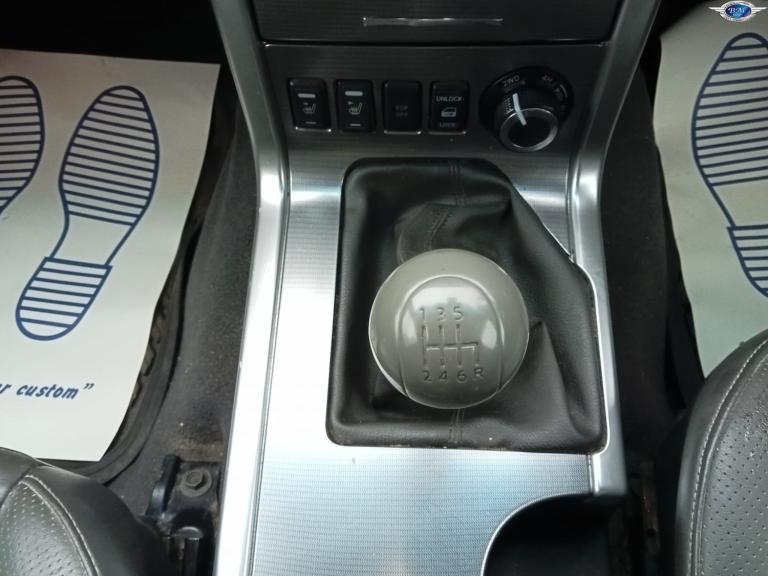 NISSAN NAVARA 2.5 dCi Tekna Blue Manual Diesel 2011