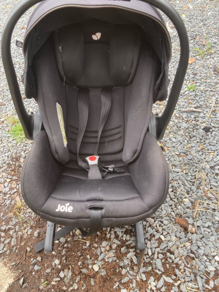 Joie Black Baby Car Seat – Good Condition