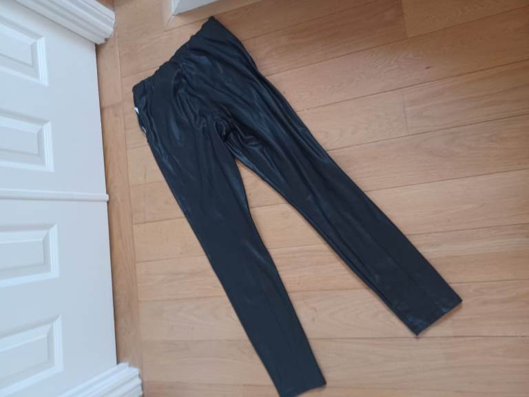 image for Lovely WALLIS soft faux leather quality trousers/leggings size 12